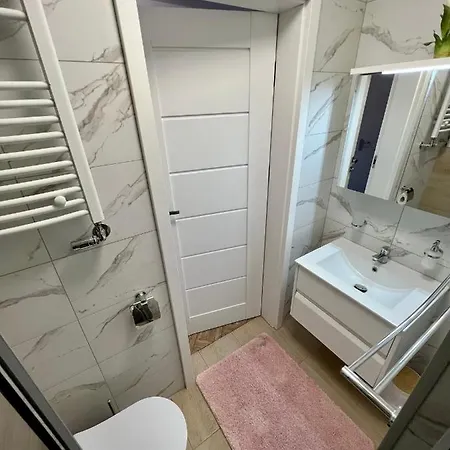 Nad Zalewem Apartment *